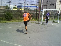 /album/ulicny-turnaj-v-trnave-jul-2008-/patrik-olah-striela-na-branu-pri-rozcvicke-jpg/